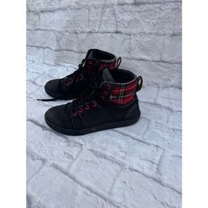 Women's Dr. Martens Boots, plaid and black- Rozarya-Size 6, Black and Red